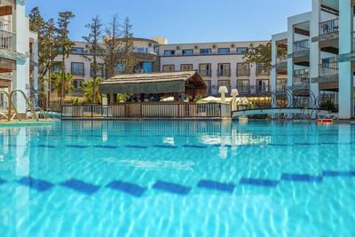 Ladonia Hotels Mio Bianco - Family Suite Room With Pool Connection - Pool View