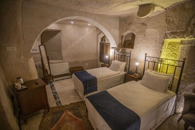 Lavender Cave Hotel - Deluxe Double Or Twin Room
