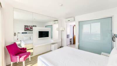 Le Bleu Hotel & Resort Kusadasi - Standard Room, Garden View