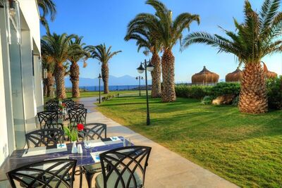 Le Bleu Hotel & Resort Kusadasi, Кушадасъ, Турция