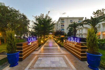 Le Bleu Hotel & Resort Kusadasi, Кушадасъ, Турция