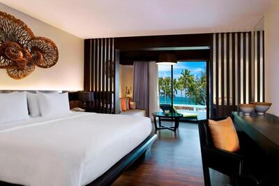 Le Meridien Phuket Beach Resort - Junior Suite, 1 King, Ocean view, Balcony