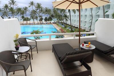 Le Meridien Phuket Beach Resort - Junior Suite, 1 King, Ocean view, Balcony