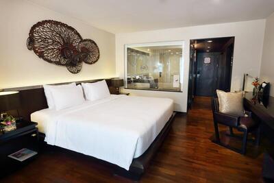 Le Meridien Phuket Beach Resort - Junior Suite, 1 King, Ocean view, Balcony