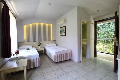 Leda Beach Hotel - Single Room