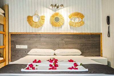 Leda Beach Hotel - Quadruple Room