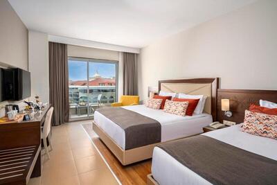 Leodikya Kirman Premium - Family Room