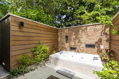 Lily Beach Resort & Spa - Lagoon Villa
