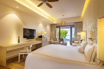 Lily Beach Resort & Spa - Beach Suite with Pool