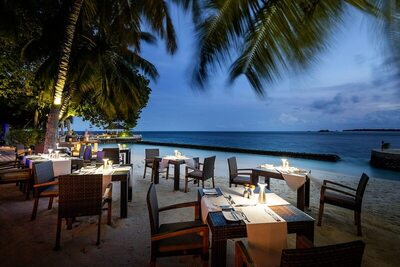 Lily Beach Resort & Spa, , Малдиви
