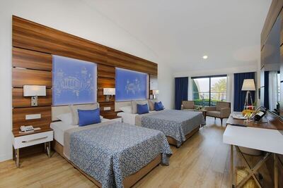 Limak Atlantis Deluxe Hotel Belek - Jacuzzi Suite