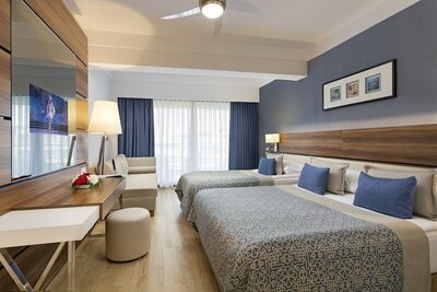 Limak Atlantis Deluxe Hotel Belek - Deluxe Room (2 Adults 2 Children)