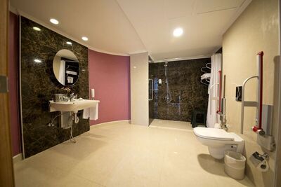 Limak Limra Hotel & Resort - Suite, Bathtub