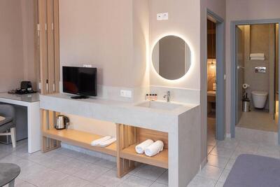 Lino Mare Boutique Hotel - Family One-Bedroom Apartment