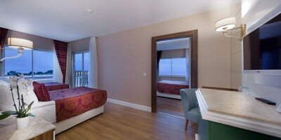 Litore Resort Hotel & Spa - Family Room - Partial Sea View