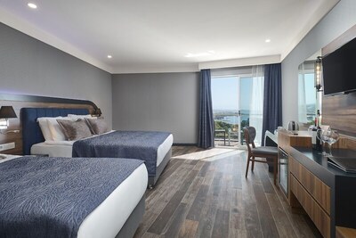 Litore Resort Hotel & Spa - Standard Room, Partial Sea View