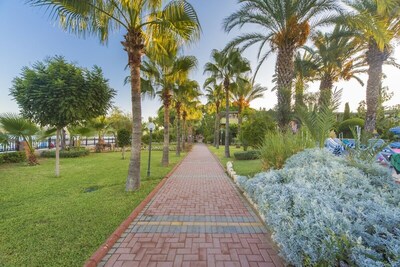 Lonicera Resort & Spa Hotel, Алания, Турция