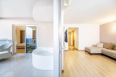 Lonicera Resort & Spa Hotel - Suite, Jetted Tub