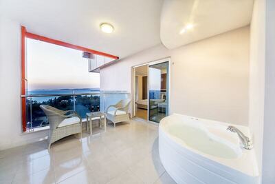Lonicera Resort & Spa Hotel - Suite, Jetted Tub