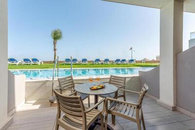 Lyttos Beach - Suite with Sharing Pool - Sea Front