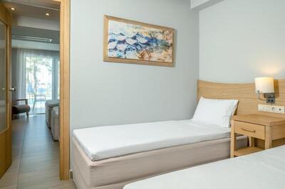 Lyttos Beach - Suite with Sharing Pool - Sea View