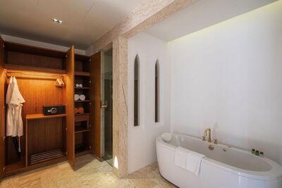 Malisa Villa Suites - Premier Villa