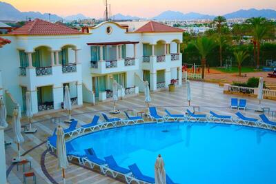 Marina Sharm Hotel - Triple Room with Pool View