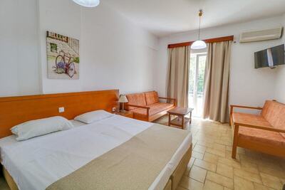 Marirena, Ираклион, Гърция