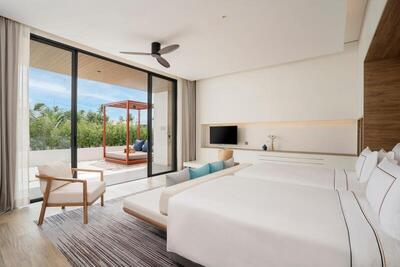Meliá Phuket Mai Khao - One-Bedroom Suite with Outdoor Bathtub