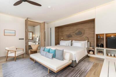 Meliá Phuket Mai Khao - One-Bedroom Suite with Outdoor Bathtub