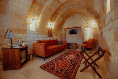 Misty Cave Hotel - Deluxe Room