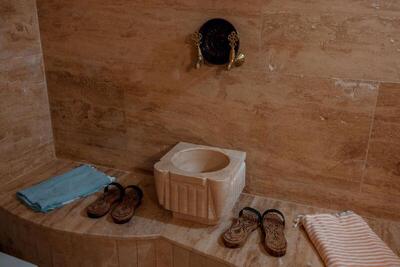 Misty Cave Hotel - Honeymoon Suite