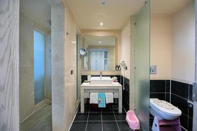 Movenpick Waterpark Resort & Spa Soma Bay - Family Room With Pool View
