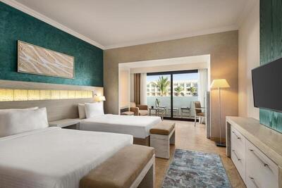 Movenpick Waterpark Resort & Spa Soma Bay - Deluxe Room With Twin Bed & Side Sea View 