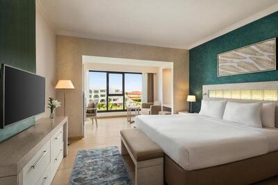 Movenpick Waterpark Resort & Spa Soma Bay - Deluxe Queen Room With Mountain View