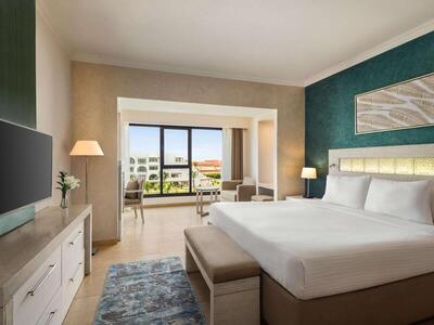 Movenpick Waterpark Resort & Spa Soma Bay - Deluxe Queen Room With Pool View
