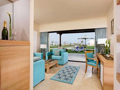 Movenpick Waterpark Resort & Spa Soma Bay - Classic Queen Room With Mountain View