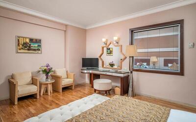 Mukarnas Spa & Resort Hotel - Family Room with Sea View