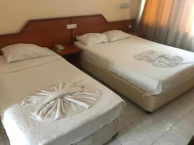 Muz Hotel - Standard Triple Room