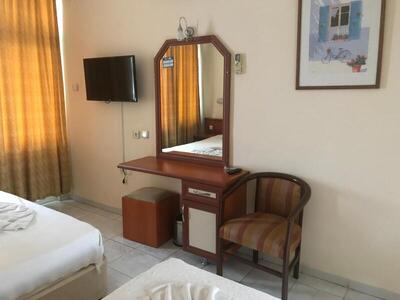 Muz Hotel - Standard Triple Room
