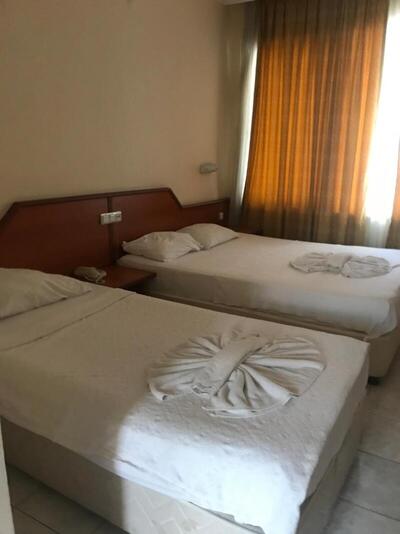 Muz Hotel - Standard Triple Room