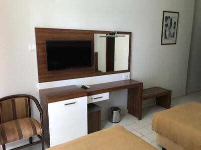 Muz Hotel - Single Room