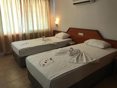 Muz Hotel - Standard Triple Room