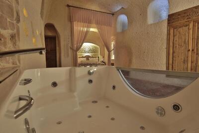 My Cave La Maison Du Reve - Queen Suite With Spa Bath