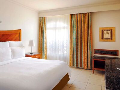 Naama Bay Promenade Beach Resort - Standard Room, 1 King Bed, Pool View, Mountainside