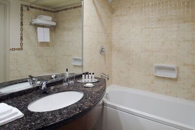 Naama Bay Promenade Beach Resort - Executive Room, 1 King Bed, Partial Sea View, Beachside