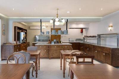 Nami Hotel & Suites, Ираклион, Гърция