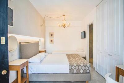 Nami Hotel & Suites - Superior Triple Room