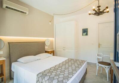 Nami Hotel & Suites - Superior Triple Room