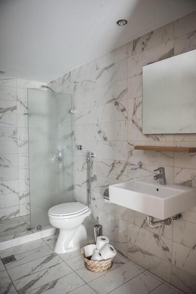 Nami Hotel & Suites - Artist Room